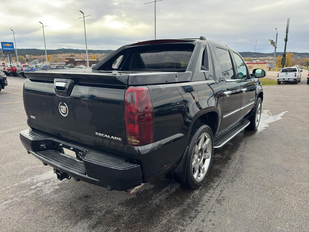 used 2011 Cadillac Escalade EXT car, priced at $12,500