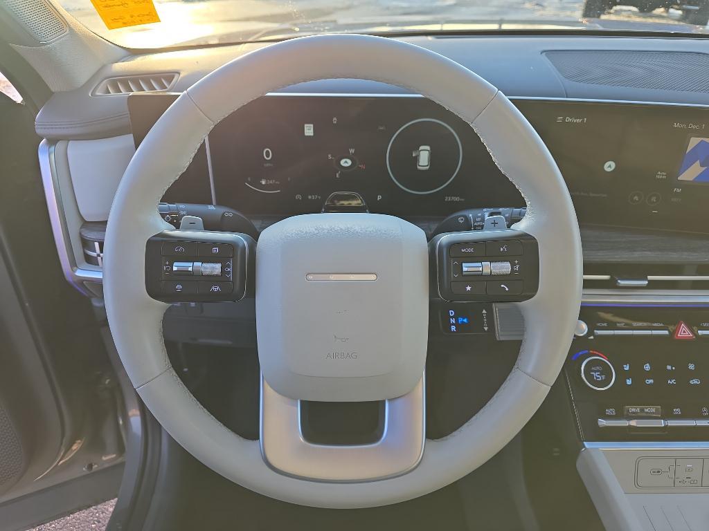 used 2025 Hyundai Santa Fe car, priced at $37,955