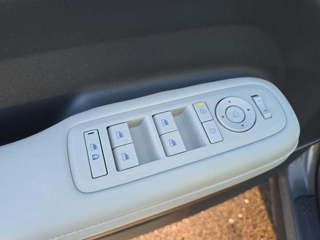 used 2025 Hyundai Santa Fe car, priced at $37,955