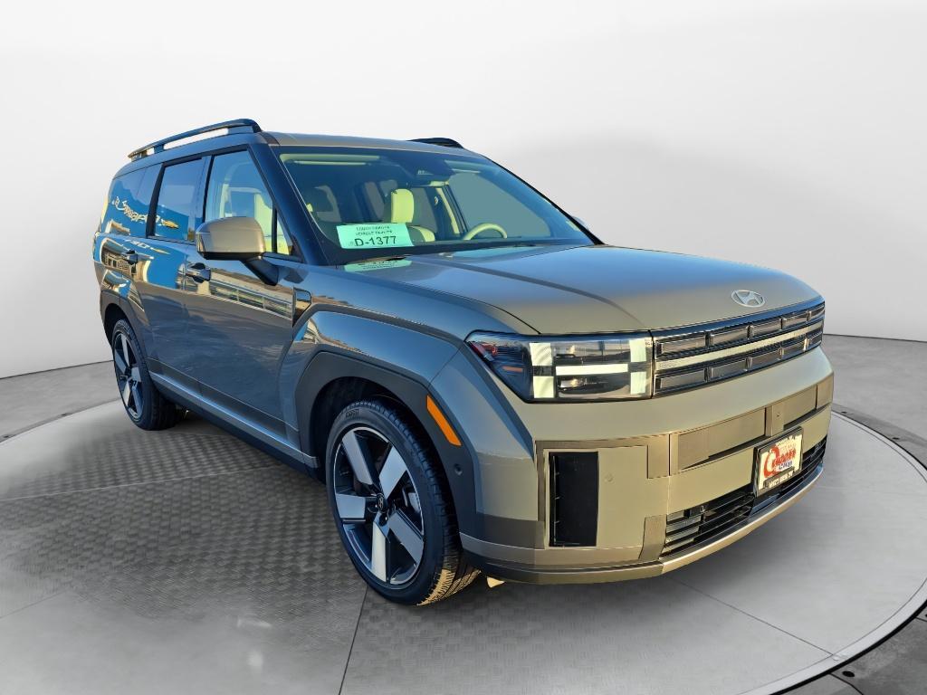 used 2025 Hyundai Santa Fe car, priced at $37,955