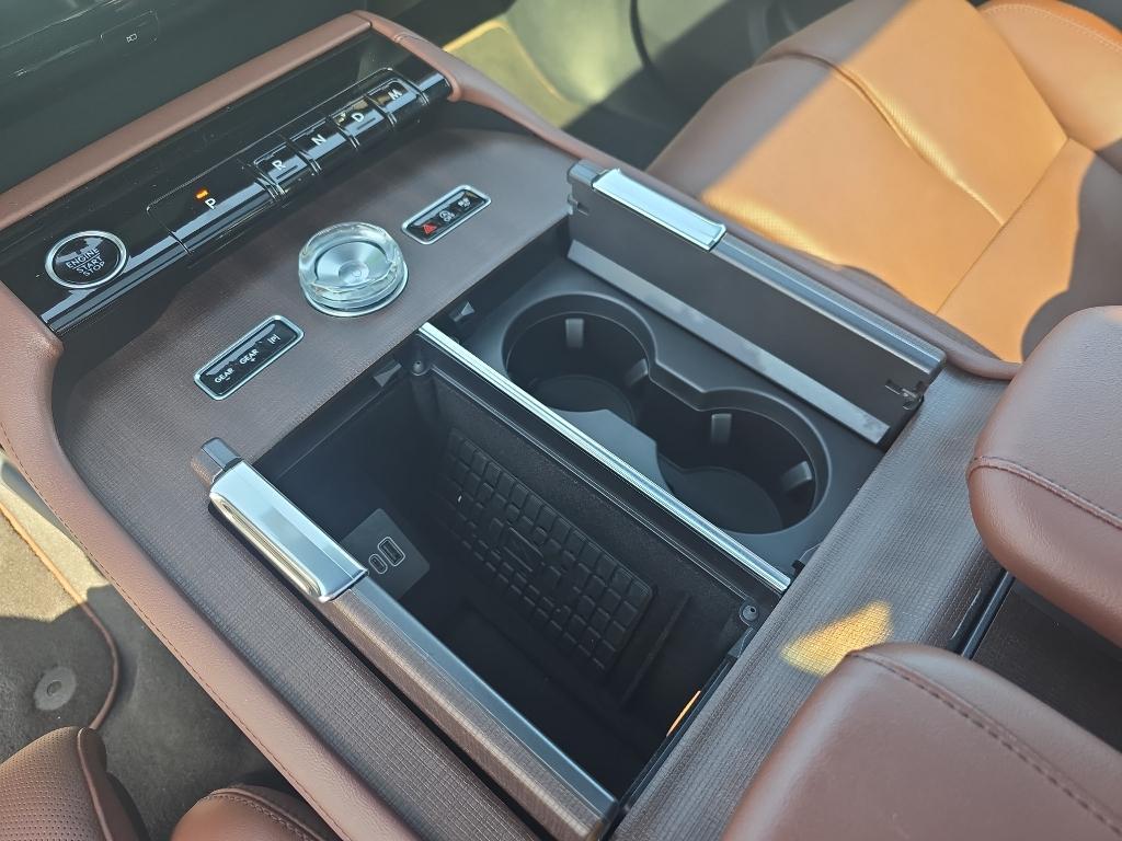 used 2025 Lincoln Navigator car, priced at $87,955