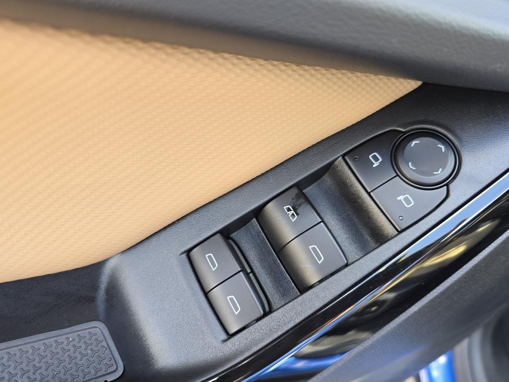 used 2025 Chevrolet Equinox car, priced at $34,955