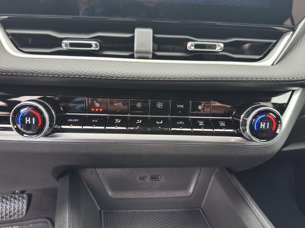 new 2026 Chevrolet Equinox car, priced at $36,585