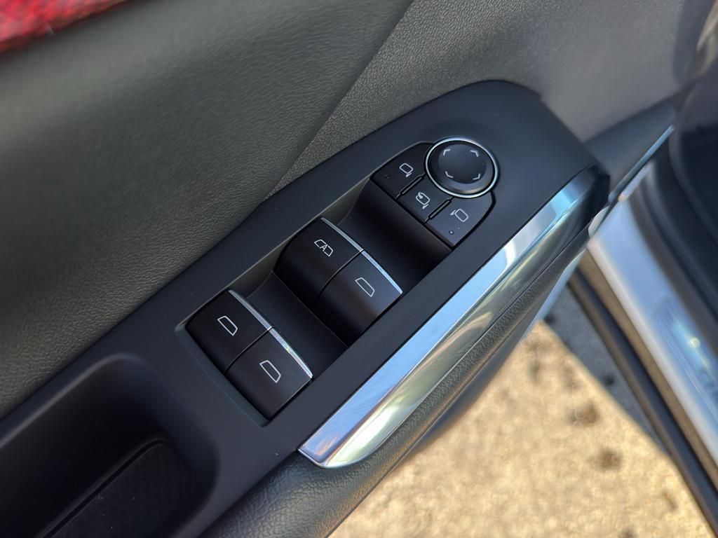 new 2026 Chevrolet Traverse car, priced at $60,815