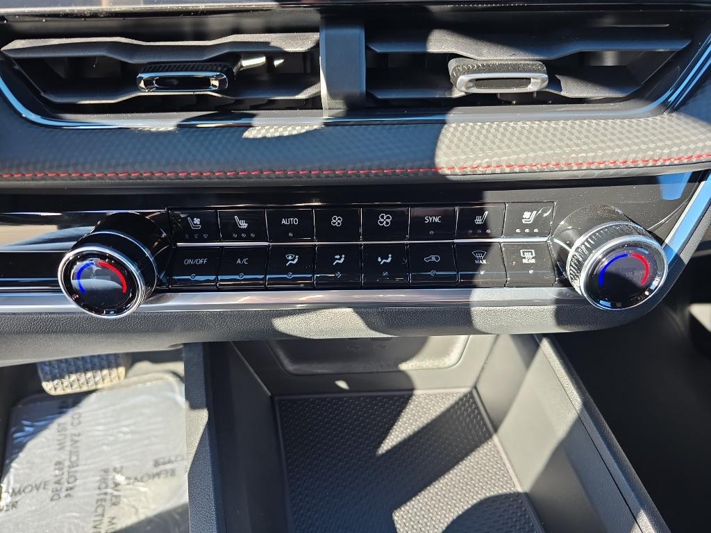 new 2026 Chevrolet Equinox car, priced at $38,545