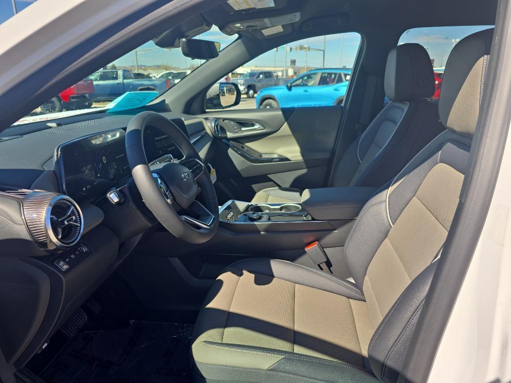 new 2026 Chevrolet Equinox car, priced at $36,835