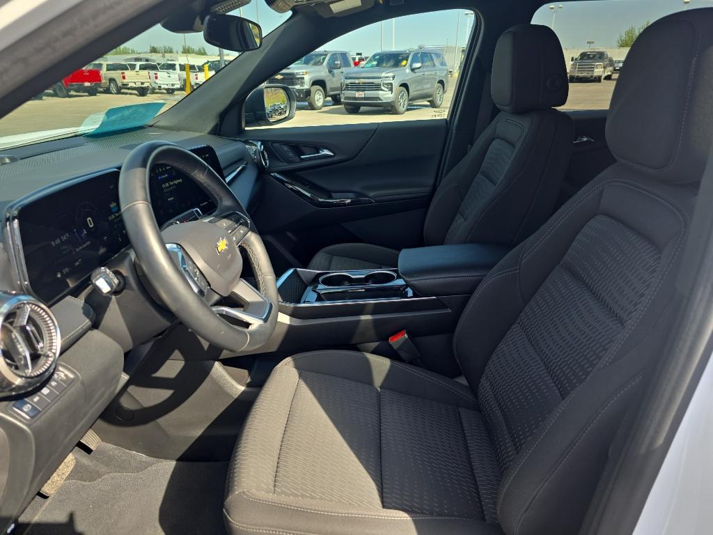 used 2025 Chevrolet Equinox car, priced at $29,955