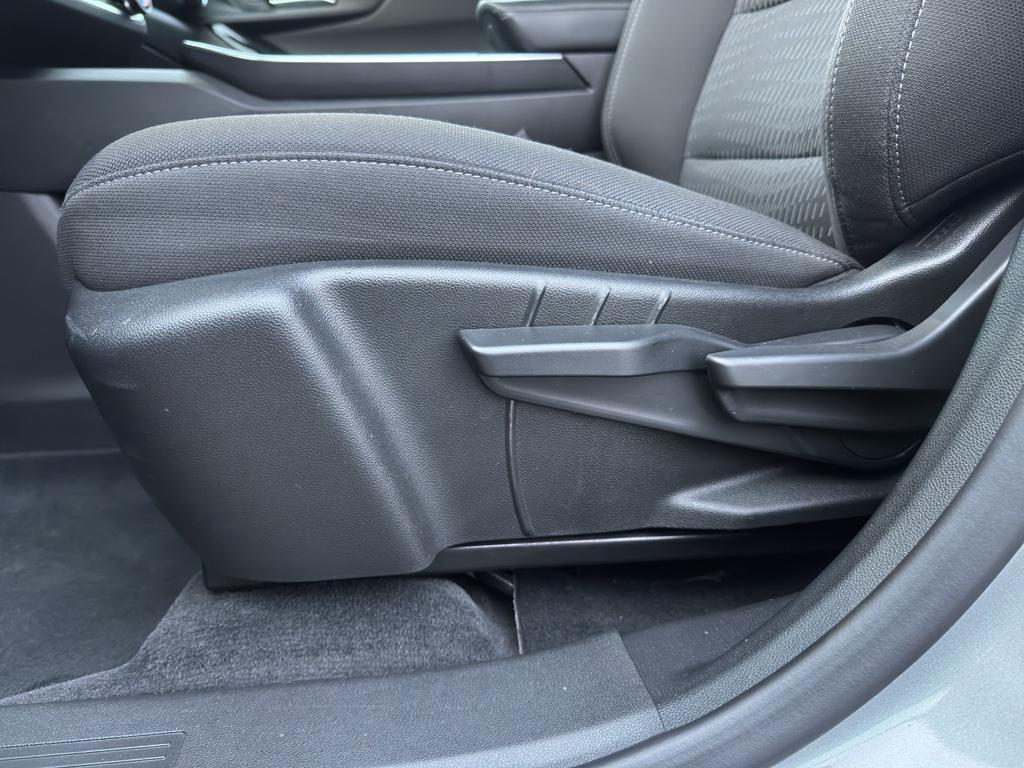 used 2025 Chevrolet Equinox car, priced at $29,955