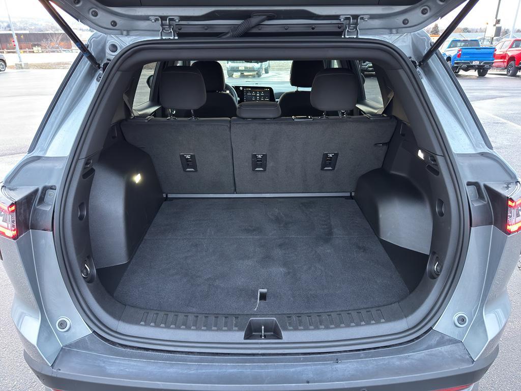 used 2025 Chevrolet Equinox car, priced at $29,955