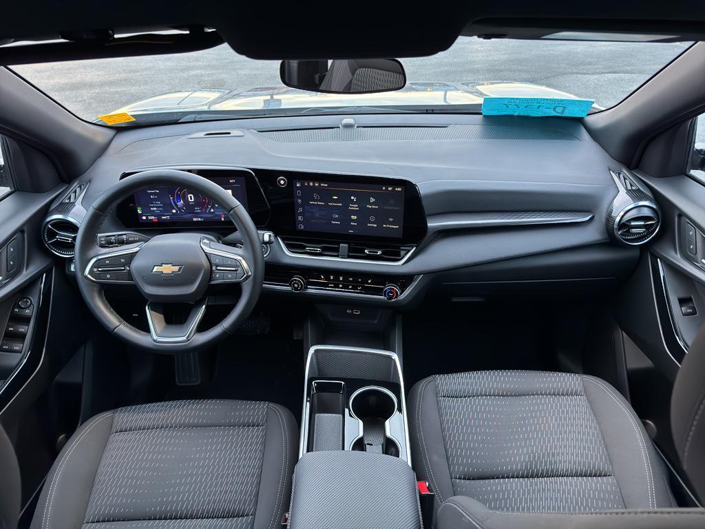 used 2025 Chevrolet Equinox car, priced at $29,955