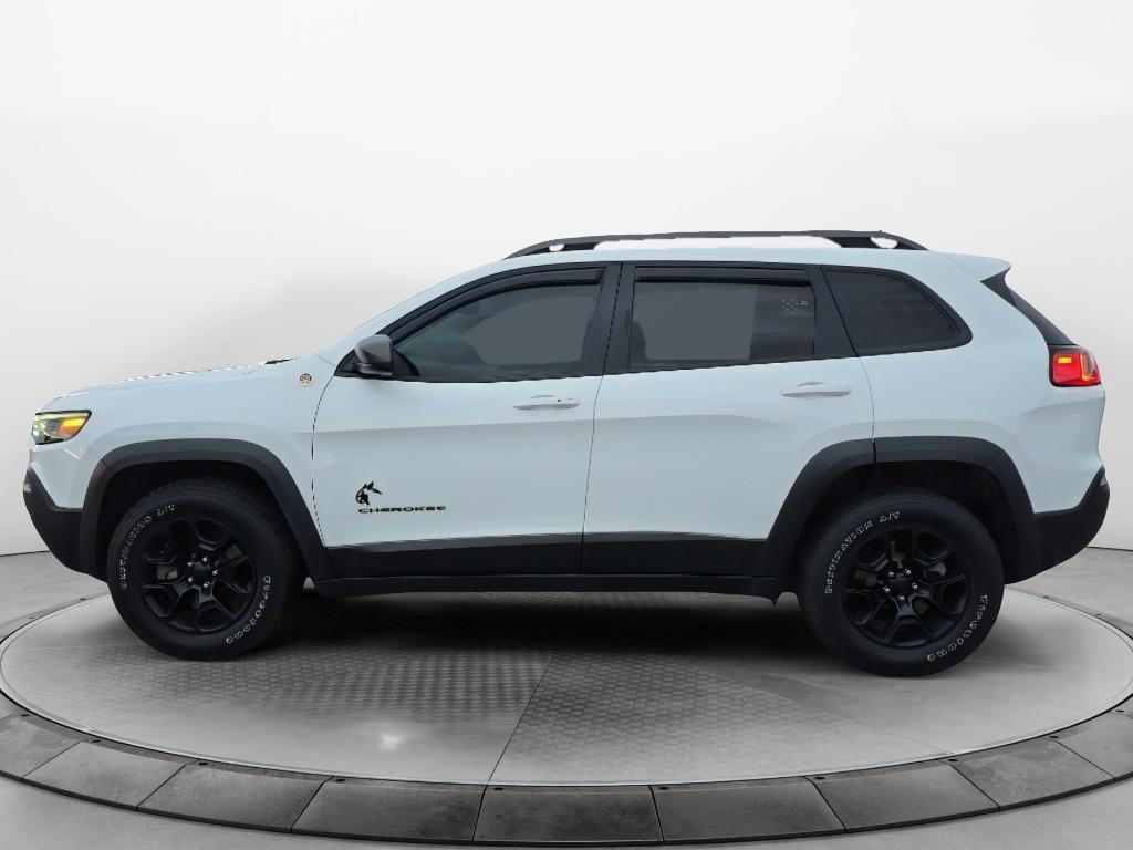 used 2019 Jeep Cherokee car, priced at $20,977