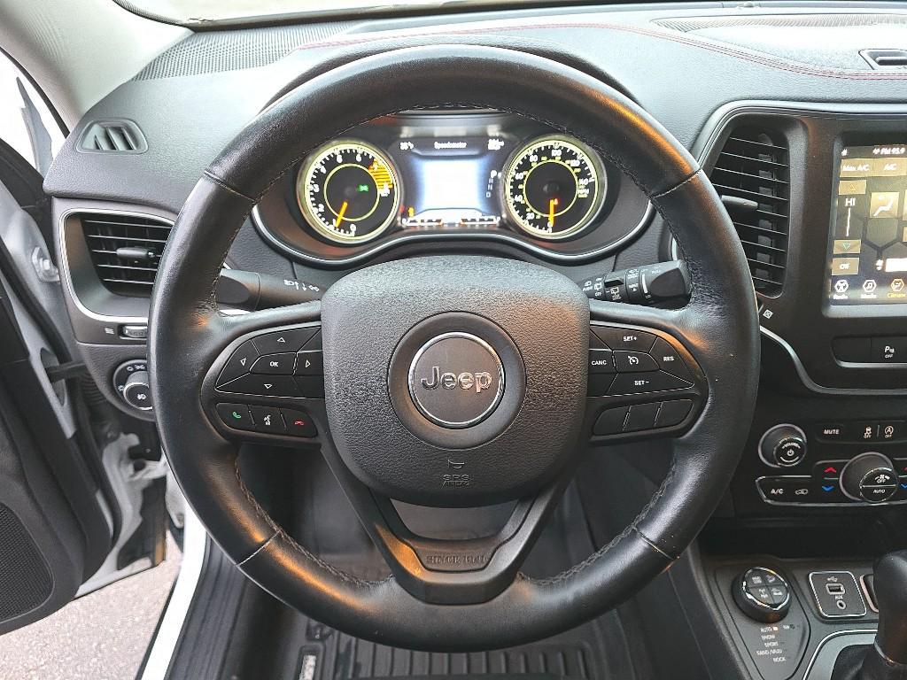 used 2019 Jeep Cherokee car, priced at $20,977