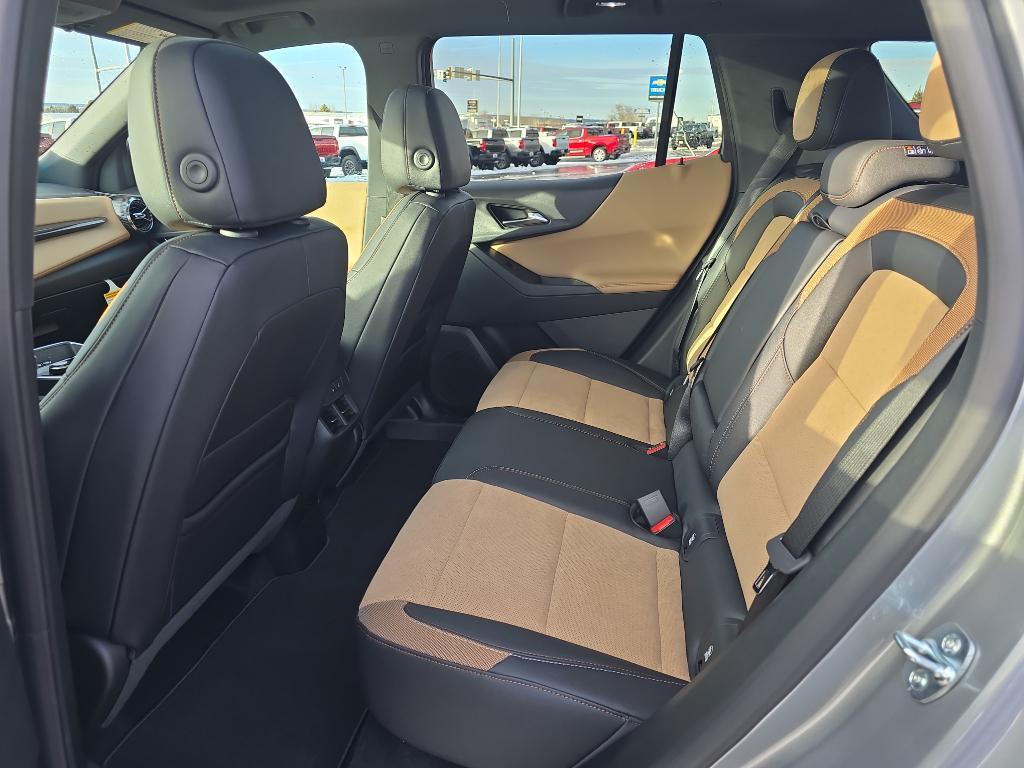 new 2026 Chevrolet Equinox car, priced at $39,480