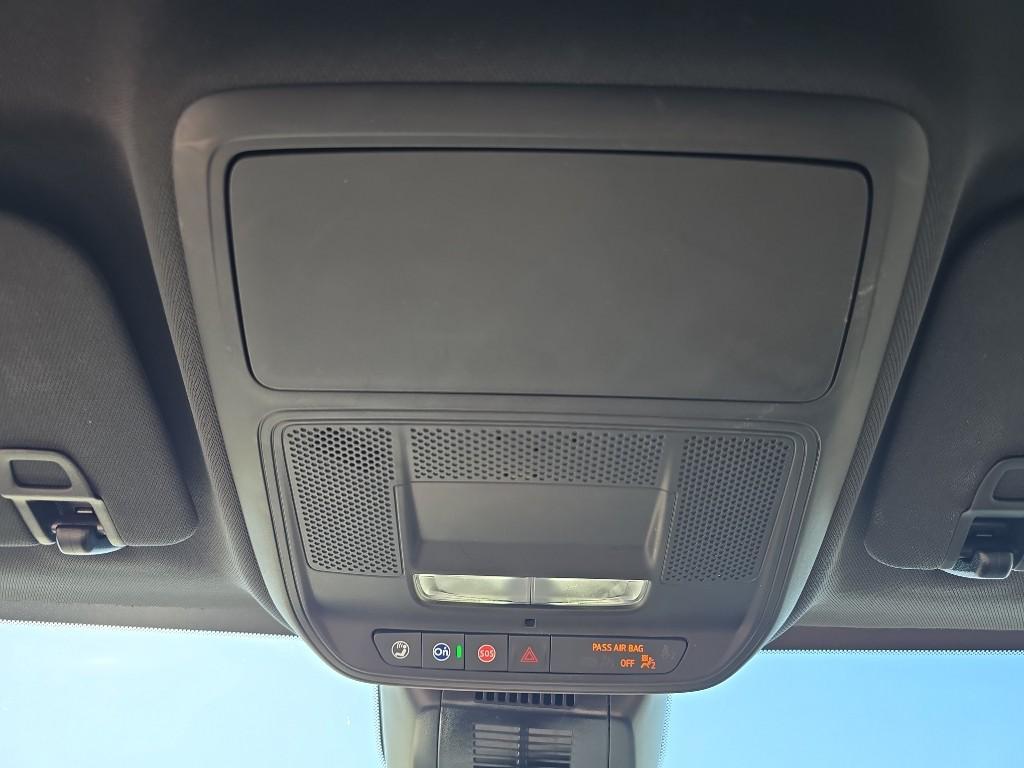 used 2025 Chevrolet Equinox car, priced at $28,955