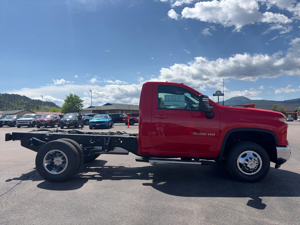 new 2026 Chevrolet Silverado 3500 car, priced at $60,135