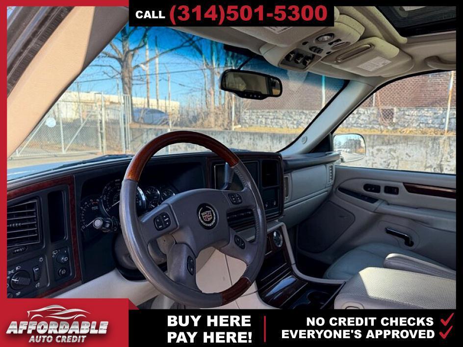 used 2005 Cadillac Escalade ESV car, priced at $7,295
