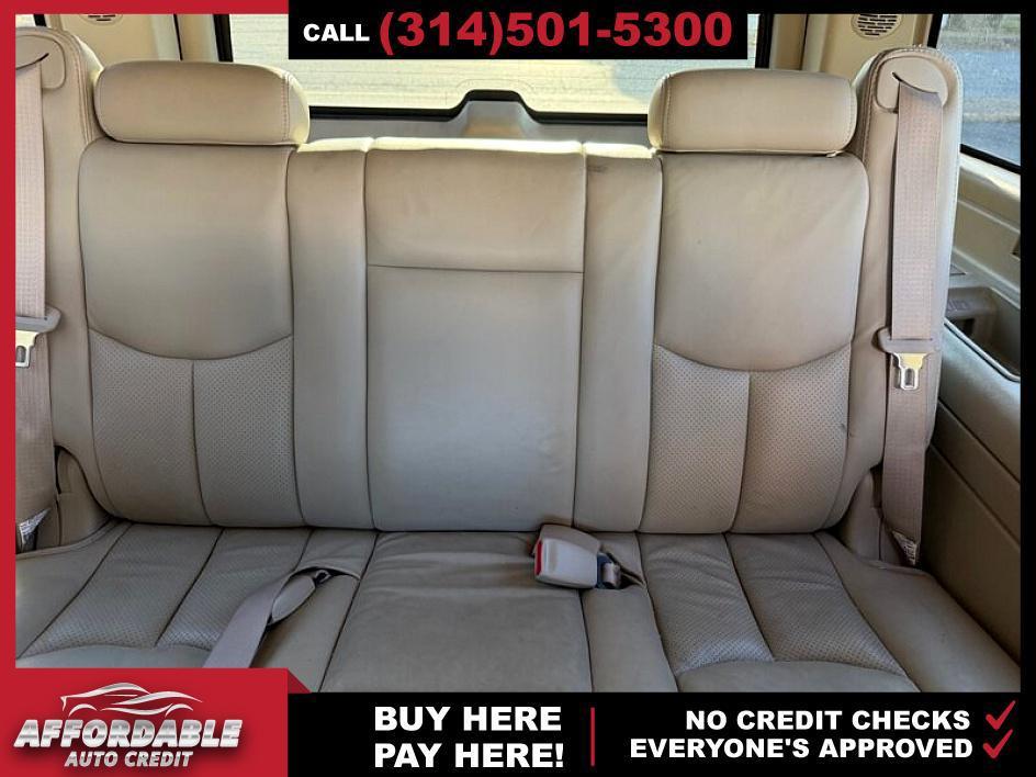 used 2005 Cadillac Escalade ESV car, priced at $7,295