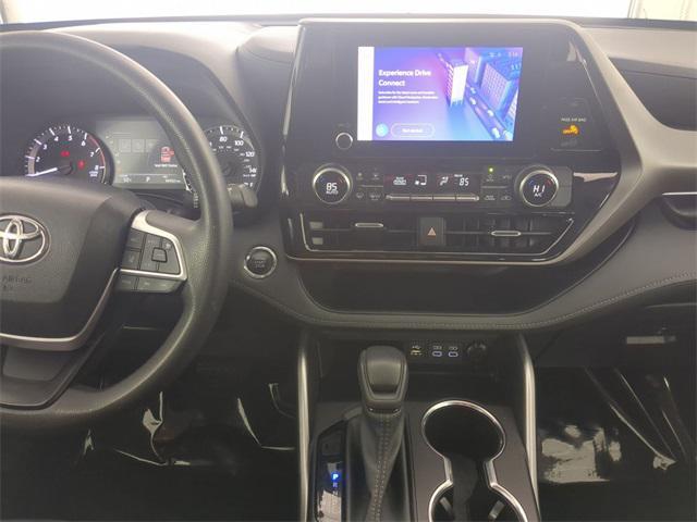 used 2023 Toyota Highlander car, priced at $29,311
