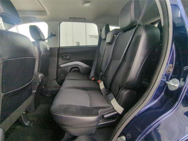 used 2011 Mitsubishi Outlander car, priced at $9,500