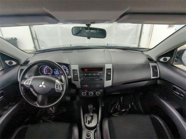 used 2011 Mitsubishi Outlander car, priced at $9,500
