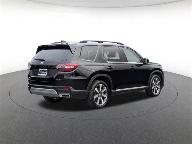 used 2025 Honda Pilot car, priced at $47,000