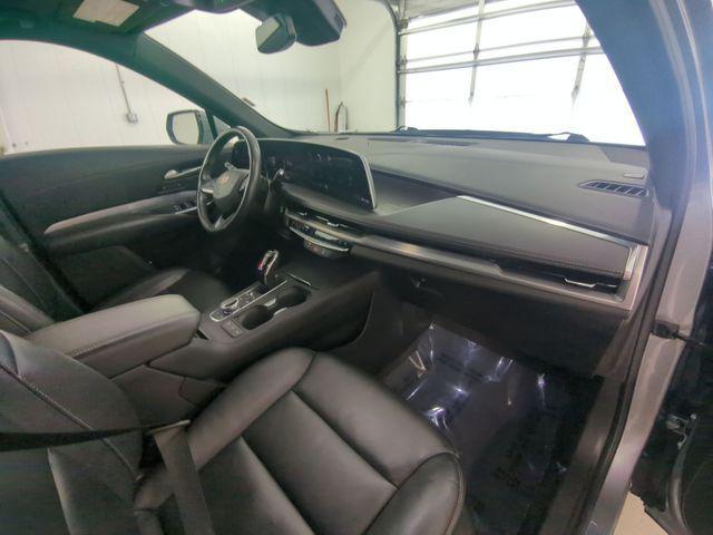 used 2024 Cadillac XT4 car, priced at $25,911