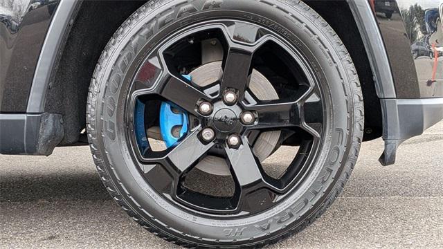 used 2018 Jeep Grand Cherokee car, priced at $17,711