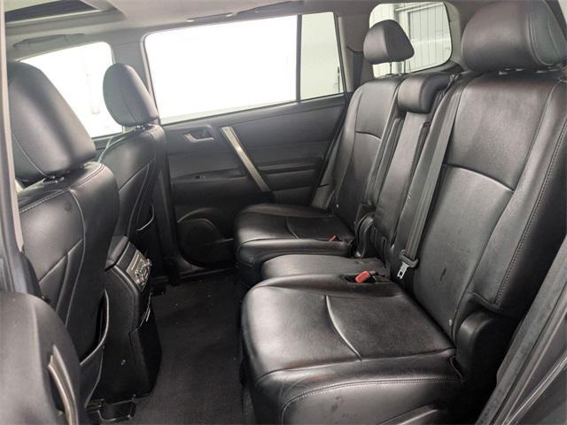 used 2012 Toyota Highlander car, priced at $15,500