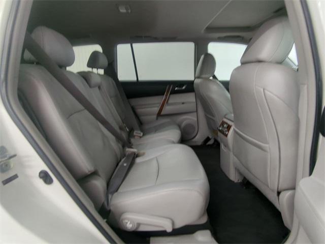 used 2011 Toyota Highlander car, priced at $14,000