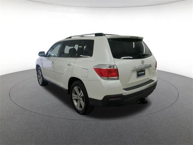 used 2011 Toyota Highlander car, priced at $14,000