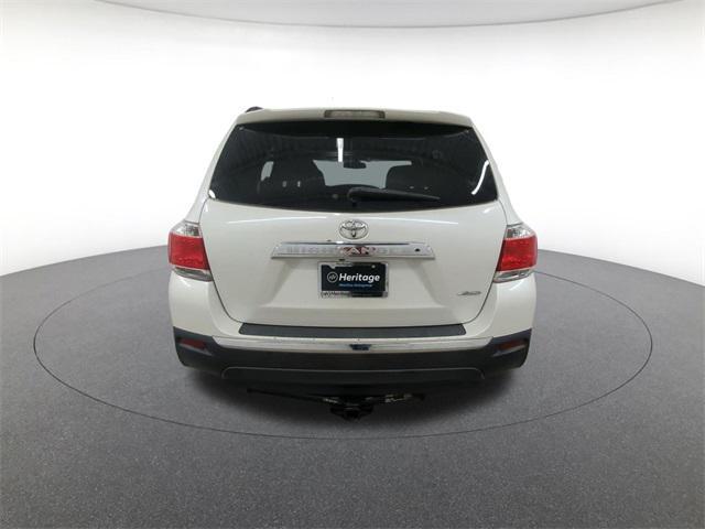 used 2011 Toyota Highlander car, priced at $14,000