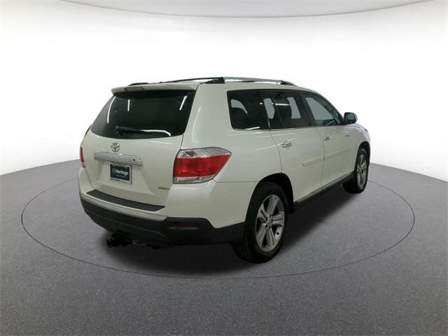 used 2011 Toyota Highlander car, priced at $14,000
