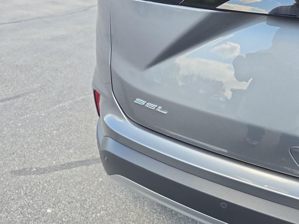 used 2024 Ford Edge car, priced at $27,995