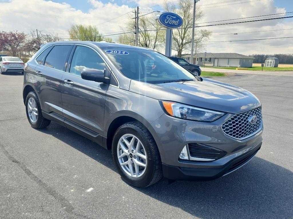 used 2024 Ford Edge car, priced at $27,995