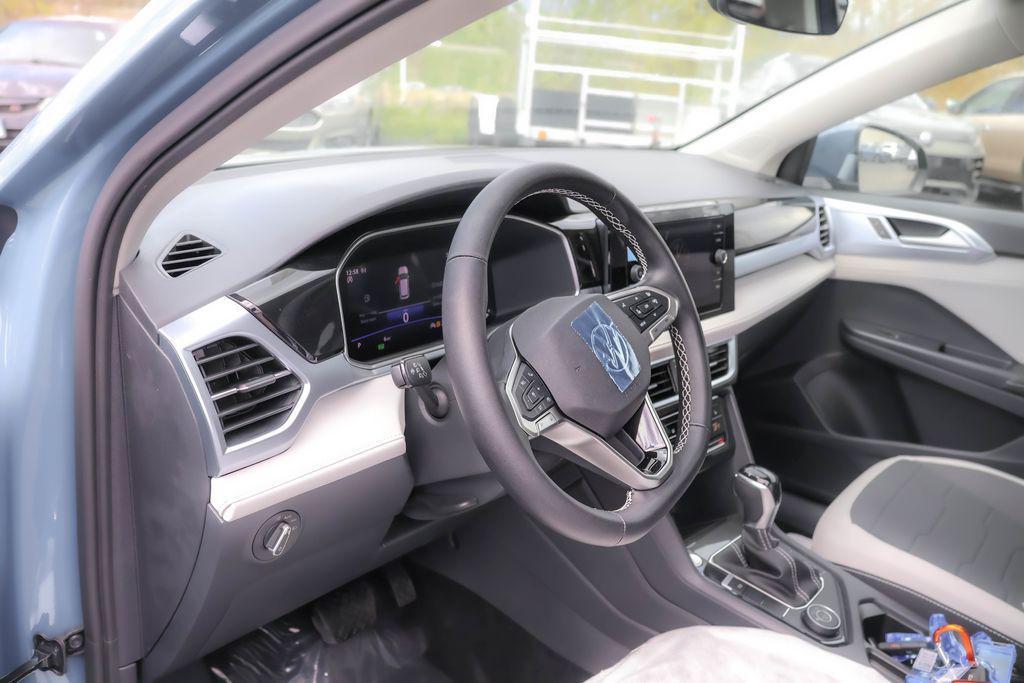 new 2026 Volkswagen Taos car, priced at $31,526