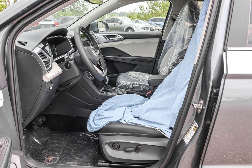 new 2026 Volkswagen Taos car, priced at $35,601