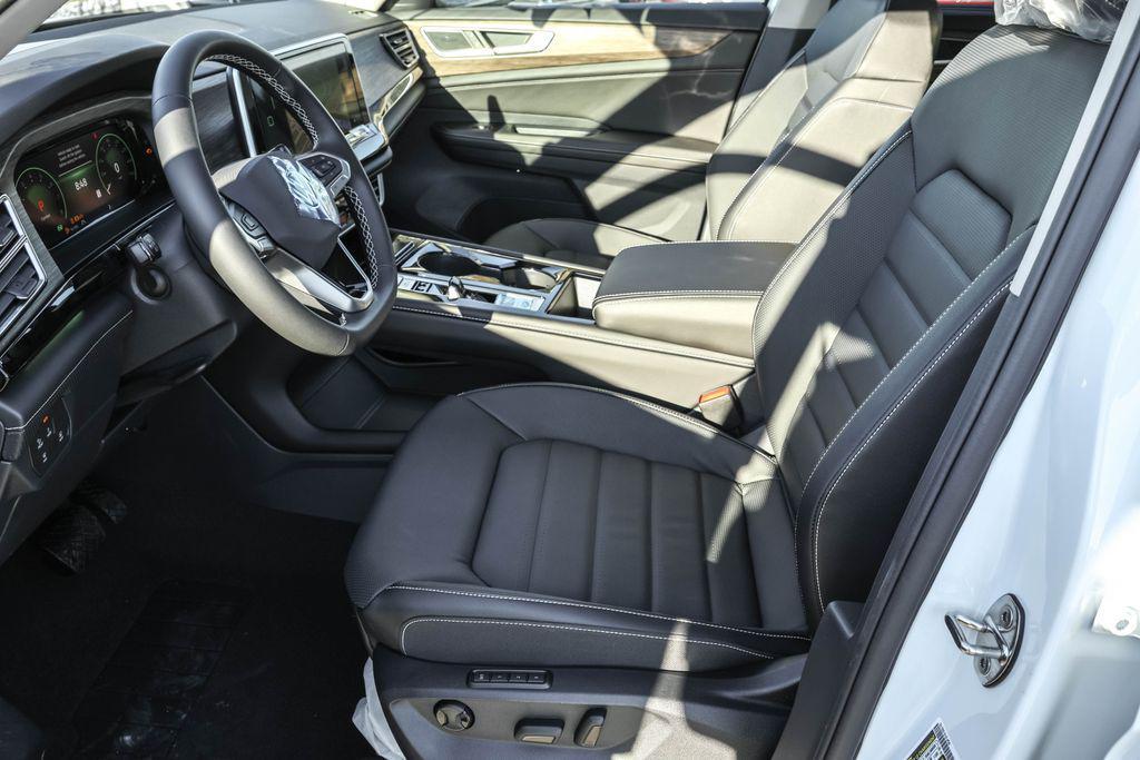 new 2026 Volkswagen Atlas car, priced at $47,273