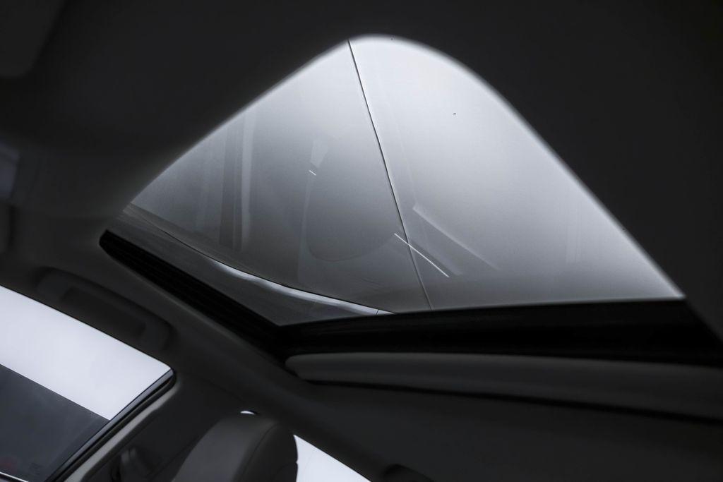 used 2016 Toyota Avalon Hybrid car, priced at $15,667