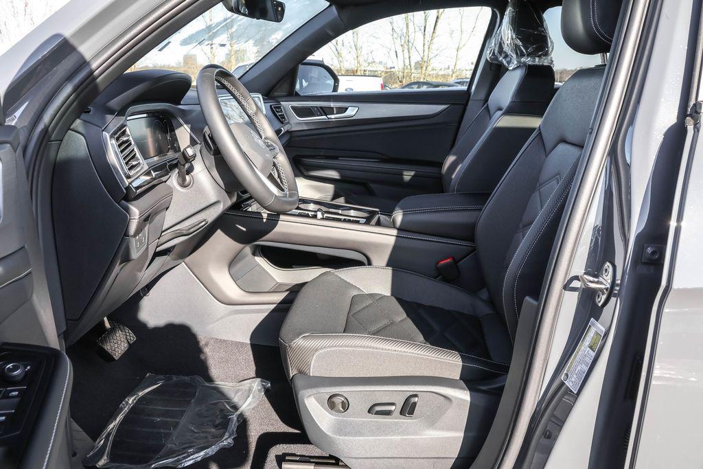 new 2026 Volkswagen Atlas Cross Sport car, priced at $46,831