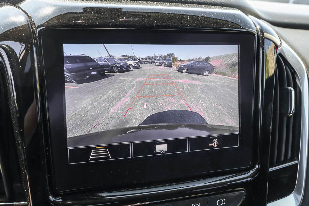 used 2020 Chevrolet Traverse car, priced at $19,399