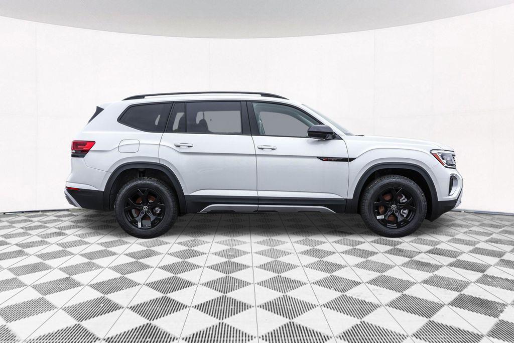 new 2026 Volkswagen Atlas car, priced at $48,514