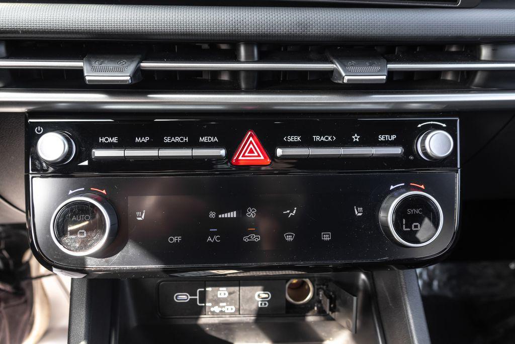 used 2025 Hyundai SANTA CRUZ car, priced at $29,720