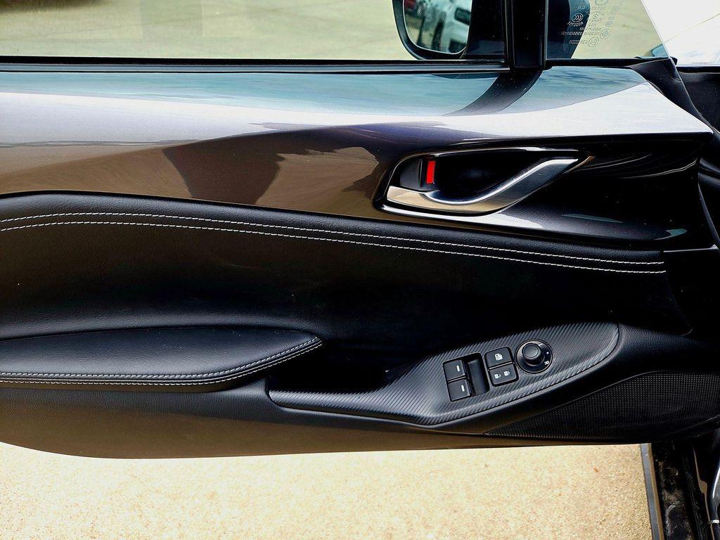 new 2026 Mazda MX-5 Miata RF car, priced at $38,724