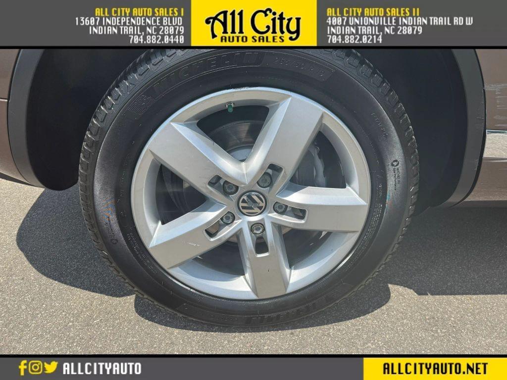 used 2014 Volkswagen Touareg car, priced at $12,698