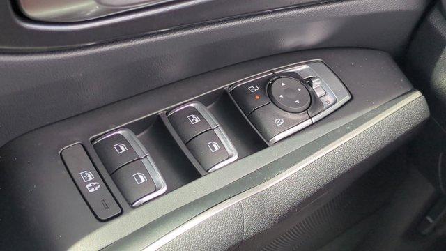 new 2026 Kia Sorento car, priced at $35,599