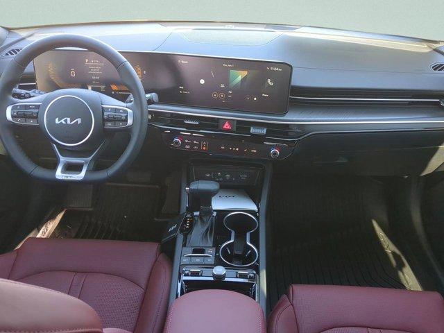 new 2026 Kia K5 car, priced at $30,620