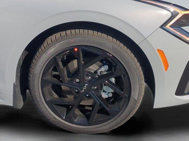 new 2026 Kia K5 car, priced at $30,620