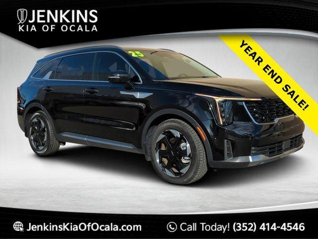 used 2025 Kia Sorento Hybrid car, priced at $32,100