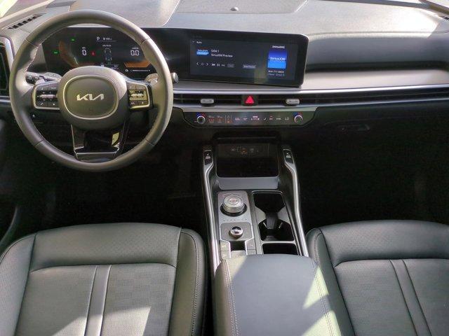 used 2025 Kia Sorento Hybrid car, priced at $32,100