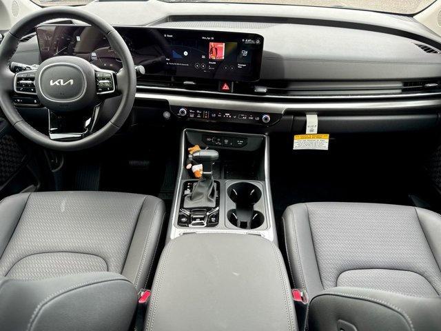 new 2025 Kia Carnival car, priced at $48,602